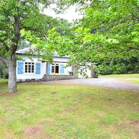 Furnished Bungalow In Monceau En Ardenne With Garden Barbecue Oizy Chambre photo