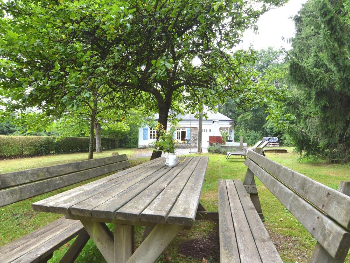 Furnished Bungalow In Monceau En Ardenne With Garden Barbecue Oizy Extérieur photo