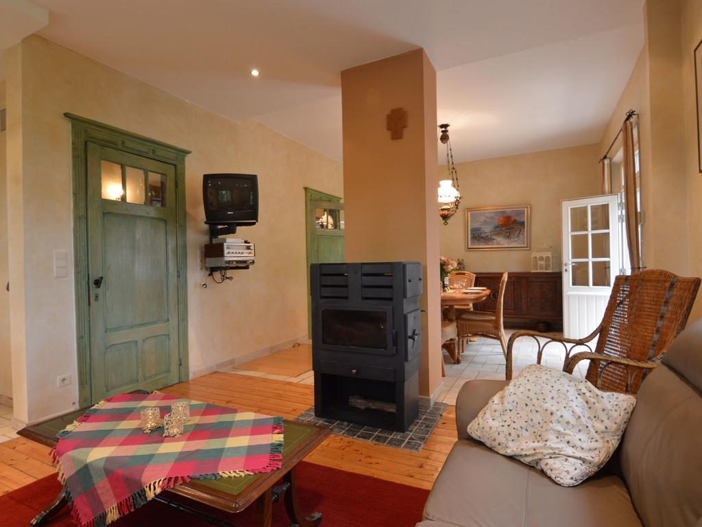 Furnished Bungalow In Monceau En Ardenne With Garden Barbecue Oizy Chambre photo